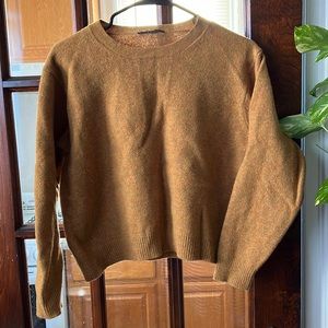 Uniqlo mustard sweater